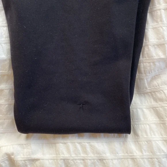 Ingrid and Isabel Everyday Ankle Zip Maternity Legging EUC - Picture 5 of 5